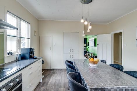 Photo of property in 215 Nottingley Road, Frimley, Hastings, 4120