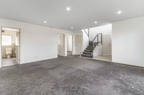Photo of property in 37 Kestev Drive, Flat Bush, Auckland, 2016