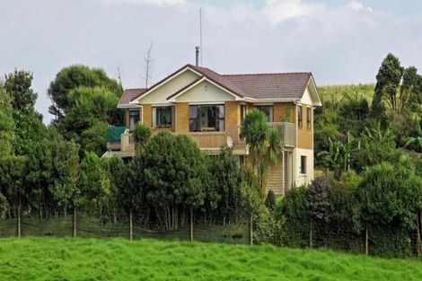 Photo of property in 22 Coster Road, Muriwai, Waimauku, 0881