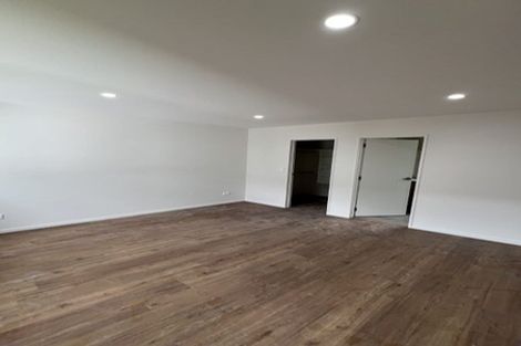 Photo of property in 38 Greenhill Crescent, Pakuranga, Auckland, 2010