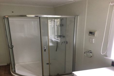 Photo of property in 63 Puriri Road, Waikanae, 5036