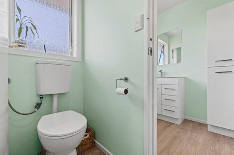 Photo of property in 167 Queenspark Drive, Parklands, Christchurch, 8083