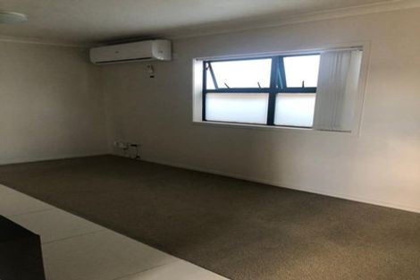 Photo of property in 3 Riverina Avenue, Pakuranga, Auckland, 2010