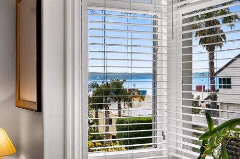 Photo of property in 21 Hornsey Road, Bluff Hill, Napier, 4110