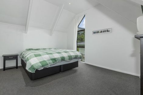 Photo of property in 32 Thimble Lane, Whitby, Porirua, 5024