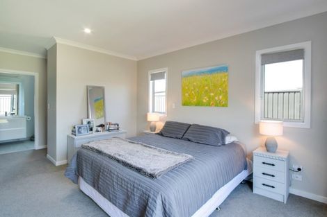 Photo of property in 23 Hurunui Drive, Te Awa, Napier, 4110