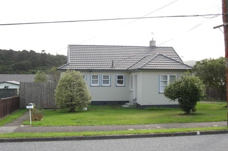 Photo of property in 2 Judd Crescent, Naenae, Lower Hutt, 5011