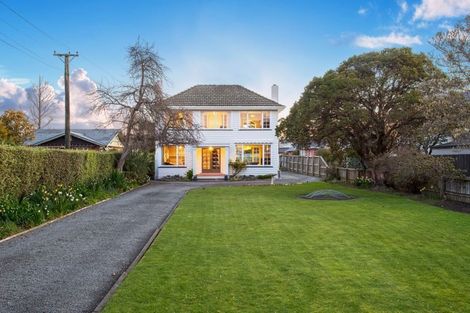 Photo of property in 127 Hamilton Avenue, Ilam, Christchurch, 8041