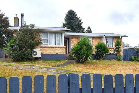 Photo of property in 16 Dunbar Place, Tokoroa, 3420