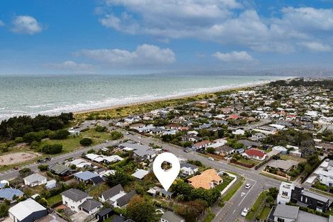 Photo of property in 4 Aston Drive, Waimairi Beach, Christchurch, 8083
