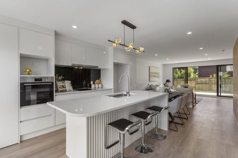 Photo of property in 8e Howe Street, Howick, Auckland, 2014