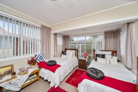 Photo of property in 124b Govett Avenue, Frankleigh Park, New Plymouth, 4310