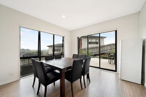 Photo of property in 55 Platinum Rise, Ranui, Auckland, 0612