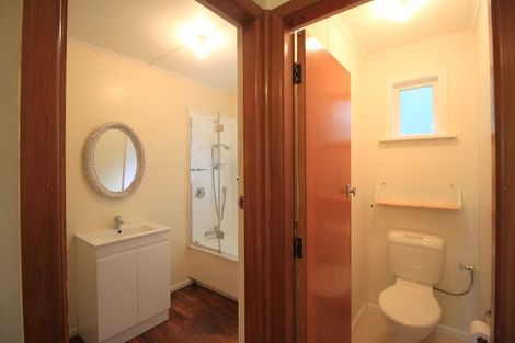 Photo of property in 29 Lynda Avenue, Paparangi, Wellington, 6037