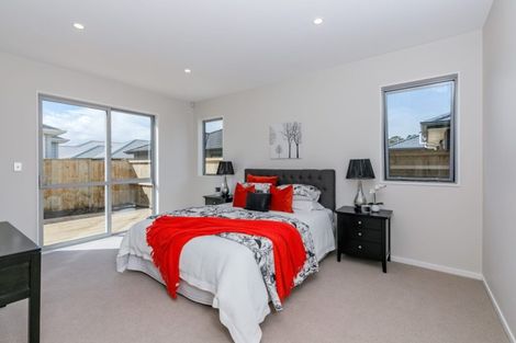 Photo of property in 42 Schoolside Road, Kumeu, 0810