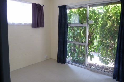 Photo of property in 11 Coroglen Avenue, Birkenhead, Auckland, 0626
