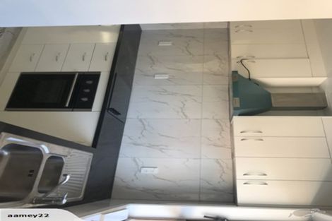 Photo of property in 1/3204 Great North Road, New Lynn, Auckland, 0600