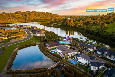 Photo of property in 5 Nikau Way, Riverhead, 0820