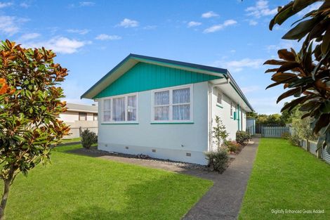 Photo of property in 25 Tainui Street, Castlecliff, Whanganui, 4501