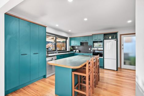 Photo of property in 19 Fincham Road, Raumati Beach, Paraparaumu, 5032