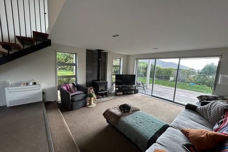 Photo of property in 13 Stoddart Terrace, Diamond Harbour,  8971