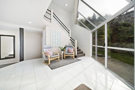 Photo of property in 2 Peregrine Place, Queenstown, 9300