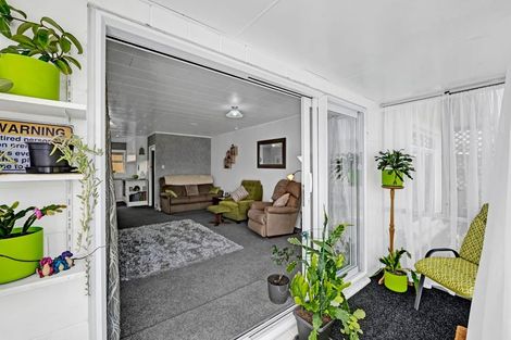 Photo of property in 61 Murray Avenue, Hawera, 4610