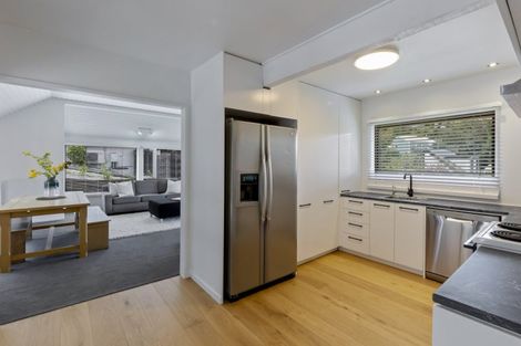 Photo of property in 24 Williams Street, Sunshine Bay, Queenstown, 9300