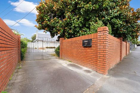 Photo of property in 232 Lake Road, Hauraki, Auckland, 0622