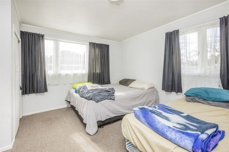 Photo of property in 18a Grove Road, Papakura, 2110