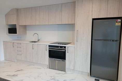 Photo of property in 2/2 Jadewynn Drive, Massey, Auckland, 0614