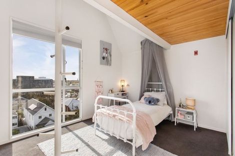 Photo of property in 22/15 Peterborough Street, Christchurch Central, Christchurch, 8013