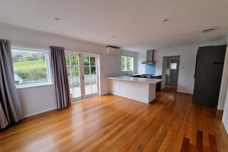 Photo of property in 98 Muri Road, Pukerua Bay, 5026