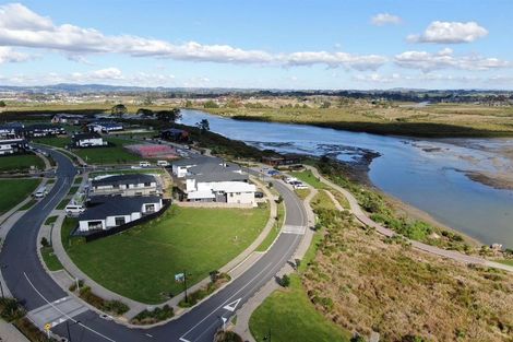 Photo of property in 12 Emerald Avenue, Rosehill, 2113