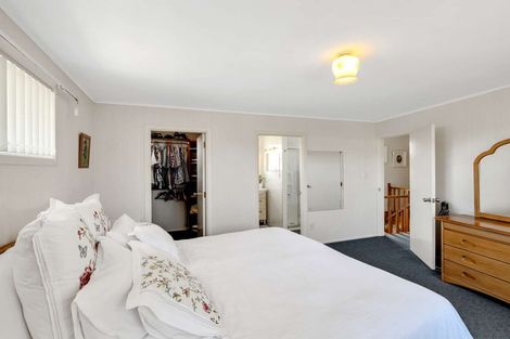 Photo of property in 53 Hartley Terrace, Massey, Auckland, 0614