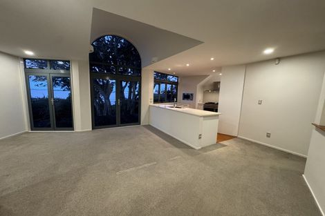 Photo of property in 1/5 Princes Street, Northcote Point, Auckland, 0627