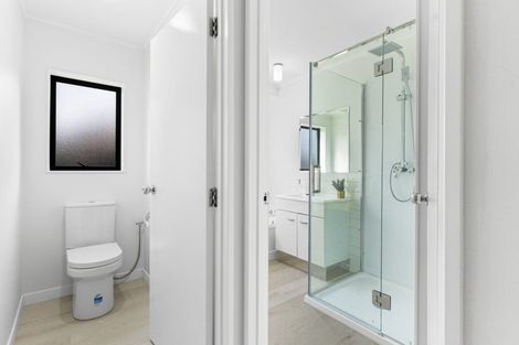 Photo of property in 9 Eloise Place, Clendon Park, Auckland, 2103