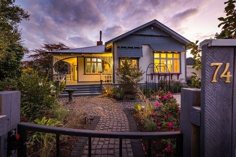 Photo of property in 74 Brightwater Terrace, Terrace End, Palmerston North, 4410