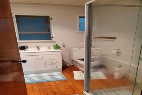 Photo of property in 22a Hilling Street, Titirangi, Auckland, 0604