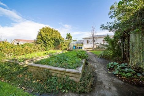 Photo of property in 48 Egmont Street, Hawera, 4610