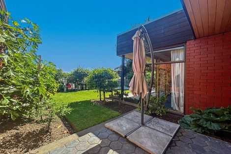 Photo of property in 1/31 Crichton Terrace, Cashmere, Christchurch, 8022