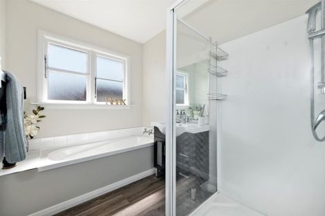 Photo of property in 12 Frankleigh Street, Somerfield, Christchurch, 8024