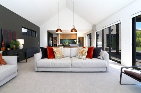 Photo of property in 84 Threepwood Road, Lake Hayes, Queenstown, 9371