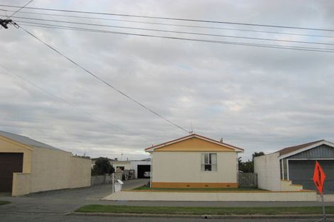 Photo of property in 2 Stirling Street, Oamaru North, Oamaru, 9400