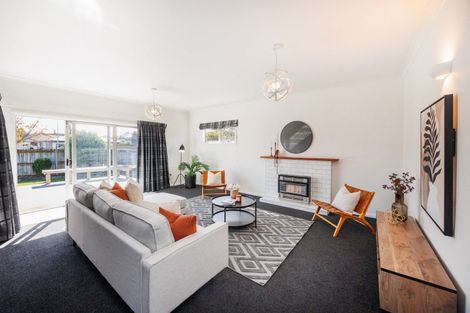 Photo of property in 18 East Street, Terrace End, Palmerston North, 4410