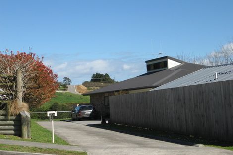 Photo of property in 104 Meander Drive, Welcome Bay, Tauranga, 3112