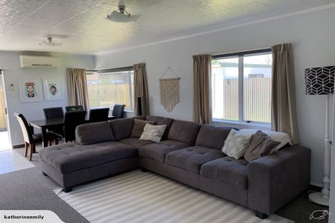 Photo of property in 63a King Street, Taradale, Napier, 4112