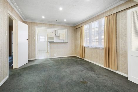 Photo of property in 9 Airdrie Avenue, Epuni, Lower Hutt, 5011