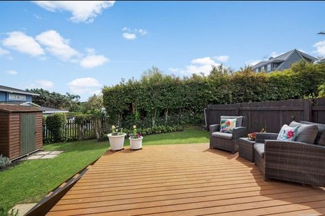 Photo of property in 2/126 Nile Road, Milford, Auckland, 0620