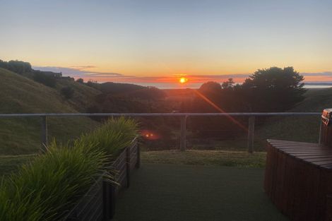 Photo of property in 204 Eskridge Drive, Eskdale, Napier, 4182